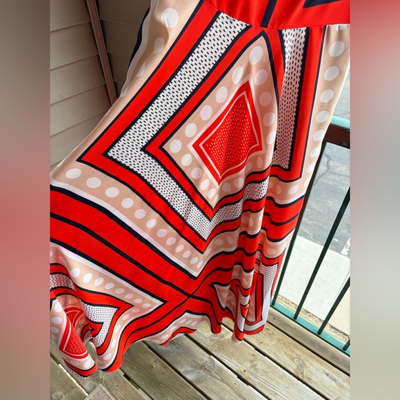 🆕🌹Eliza J Red Geometric Print Maxi Dress Size 8P Smocked Summer Midi Maxi Dress - Picture 7 of 14